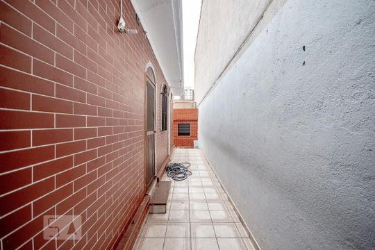 Corredor de casa para alugar com 4 quartos, 161m² em Vila Paiva, São Paulo