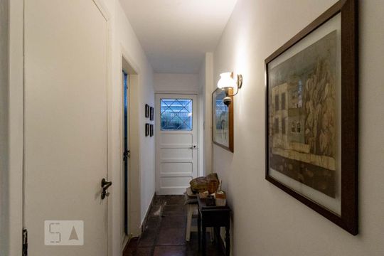 Sala de casa à venda com 4 quartos, 220m² em Vila Uberabinha, São Paulo