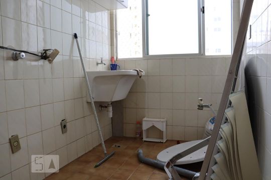 Área de Serviço de apartamento para alugar com 3 quartos, 107m² em Setor Bela Vista, Goiânia