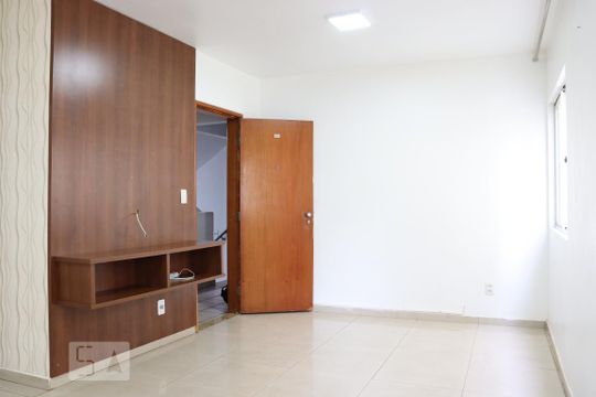 Sala de apartamento para alugar com 3 quartos, 107m² em Setor Bela Vista, Goiânia