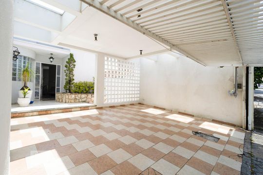 Garagem de casa à venda com 3 quartos, 297m² em Mooca, São Paulo