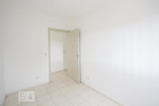 Quarto 1 de apartamento à venda com 2 quartos, 42m² em Jardim Iracema, São Paulo
