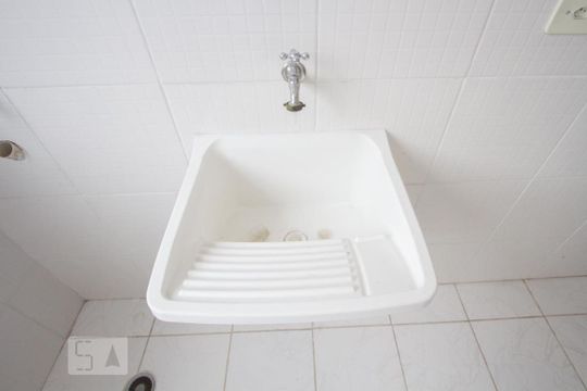 Detalhe Área de Serviço de apartamento à venda com 2 quartos, 42m² em Jardim Iracema, São Paulo