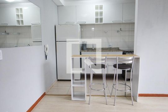Sala de apartamento para alugar com 2 quartos, 50m² em Vila Andrade, São Paulo