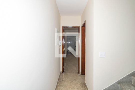 Corredor de casa para alugar com 4 quartos, 250m² em Indianópolis, São Paulo