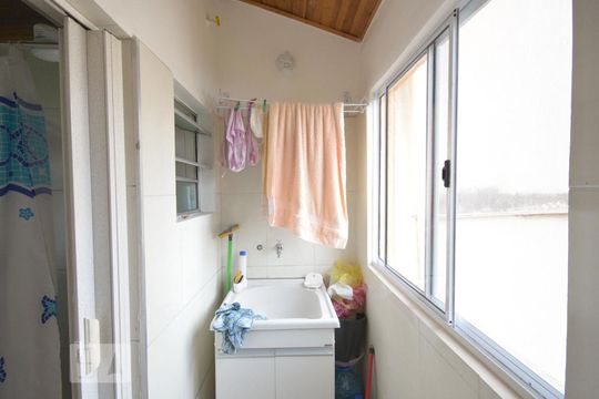 Área de serviço  de casa à venda com 3 quartos, 120m² em Cambuci, São Paulo