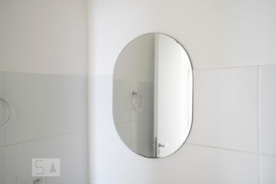BANHEIRO de apartamento para alugar com 2 quartos, 53m² em Jardim Íris, São Paulo