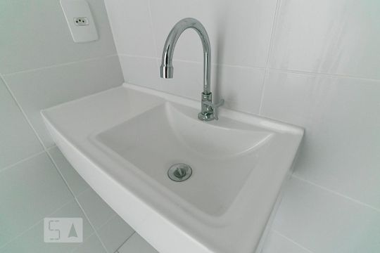 Banheiro de kitnet/studio à venda com 1 quarto, 38m² em Brás, São Paulo