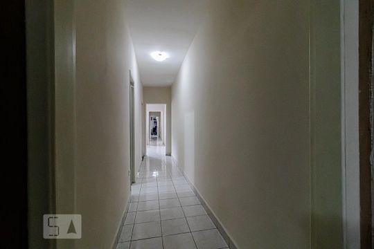 Corredor de casa à venda com 3 quartos, 306m² em Cambuci, São Paulo
