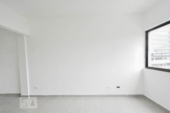 Dormitório  de kitnet/studio para alugar com 1 quarto, 30m² em Itaim Bibi, São Paulo