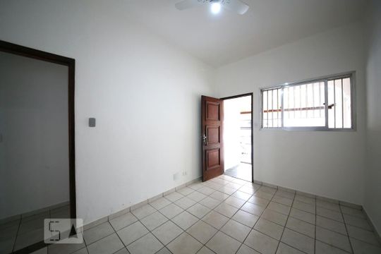 Casa à venda com 2 quartos, 133m² em Vila Congonhas, São Paulo