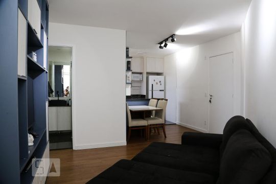 Sala de apartamento à venda com 2 quartos, 60m² em Jardim Monte Alegre, Taboão da Serra