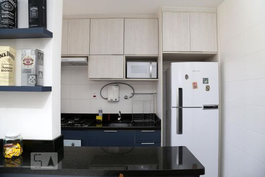 Cozinha de apartamento à venda com 2 quartos, 60m² em Jardim Monte Alegre, Taboão da Serra