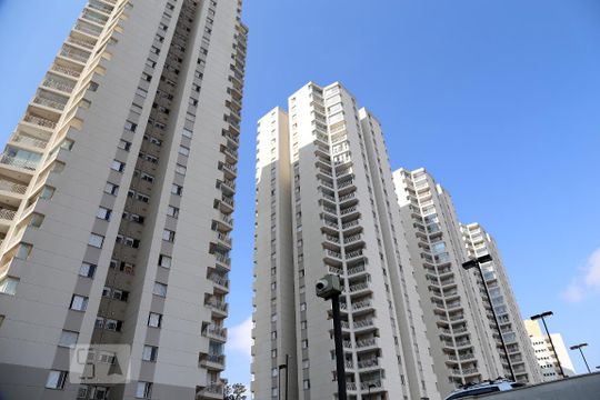 Fachada de apartamento à venda com 2 quartos, 60m² em Jardim Monte Alegre, Taboão da Serra