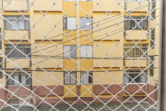 Vista Sala de apartamento à venda com 2 quartos, 64m² em Lapa de Baixo, São Paulo