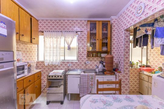 Cozinha de apartamento à venda com 2 quartos, 64m² em Lapa de Baixo, São Paulo