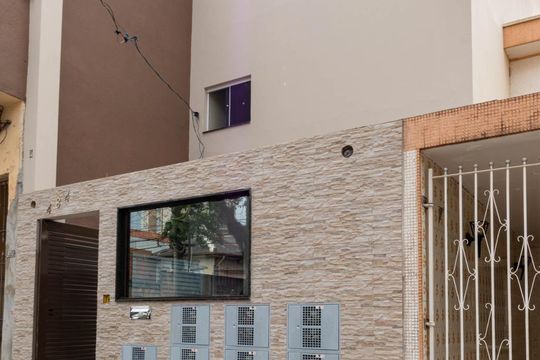 Fachada de apartamento para alugar com 1 quarto, 35m² em Vila Canero, São Paulo
