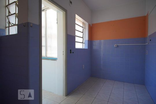 Cozinha de apartamento à venda com 2 quartos, 73m² em São João, Porto Alegre