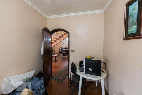 Escritório de casa para alugar com 3 quartos, 300m² em Vila Oratório, São Paulo