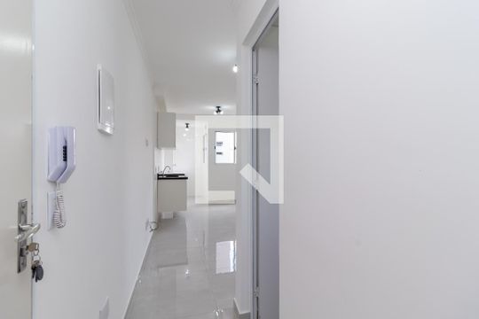Entrada de apartamento para alugar com 1 quarto, 32m² em Parada Inglesa, São Paulo