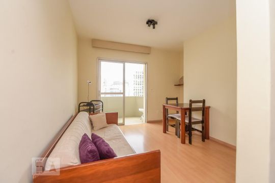 Sala de apartamento para alugar com 1 quarto, 40m² em Morro dos Ingleses, São Paulo