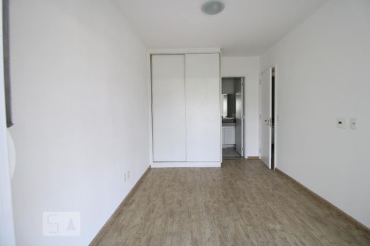 Suíte - Armários de apartamento para alugar com 2 quartos, 86m² em Várzea da Barra Funda, São Paulo