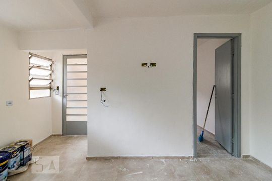Casa para alugar com 2 quartos, 70m² em Jabaquara, São Paulo
