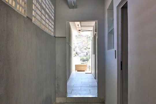 Hall de Entrada de kitnet/studio para alugar com 1 quarto, 20m² em Santa Efigênia, Belo Horizonte
