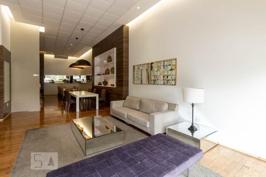 Área comum do prédio de apartamento para alugar com 1 quarto, 60m² em Itaim Bibi, São Paulo