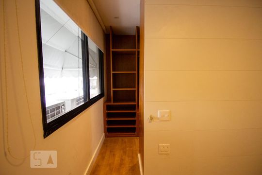 Closet da Suíte de apartamento para alugar com 3 quartos, 198m² em Recreio dos Bandeirantes, Rio de Janeiro