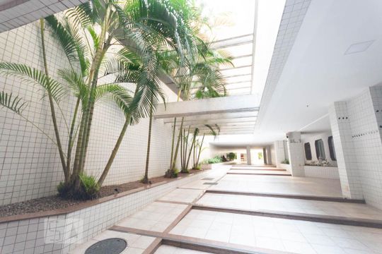 Fachada de apartamento à venda com 4 quartos, 133m² em Tijuca, Rio de Janeiro