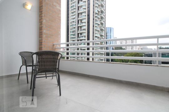 Varanda de kitnet/studio para alugar com 1 quarto, 60m² em Cidade Monções, São Paulo