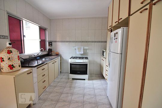 Cozinha de casa à venda com 4 quartos, 170m² em Jardim do Mar, São Bernardo do Campo