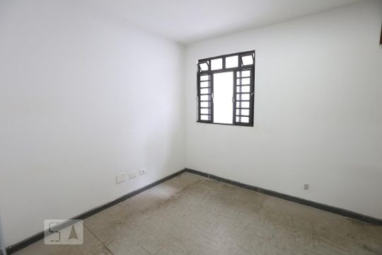 Quarto 4 de casa para alugar com 4 quartos, 170m² em Itaim Bibi, São Paulo