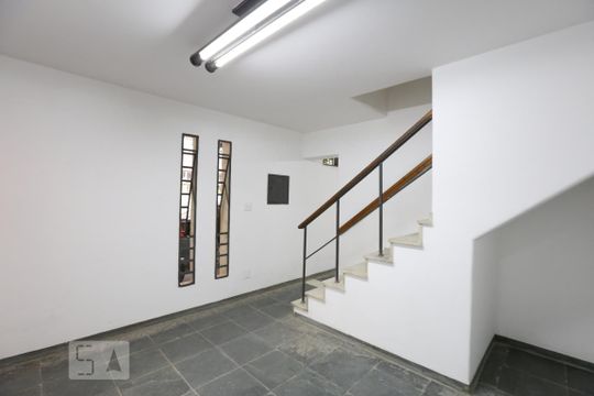 Sala de casa para alugar com 4 quartos, 170m² em Itaim Bibi, São Paulo