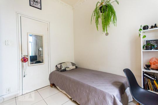 Quarto 2 de apartamento à venda com 2 quartos, 81m² em Centro, Niterói