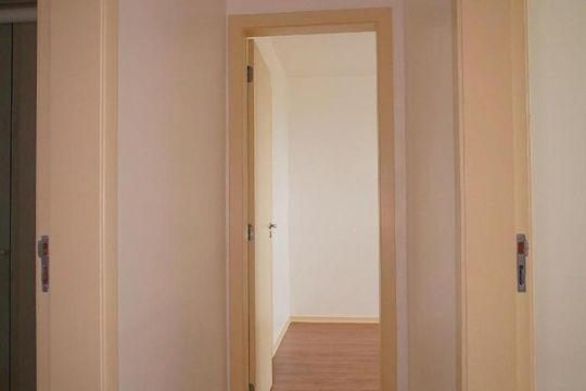 Corredor de apartamento para alugar com 2 quartos, 50m² em Rubem Berta, Porto Alegre
