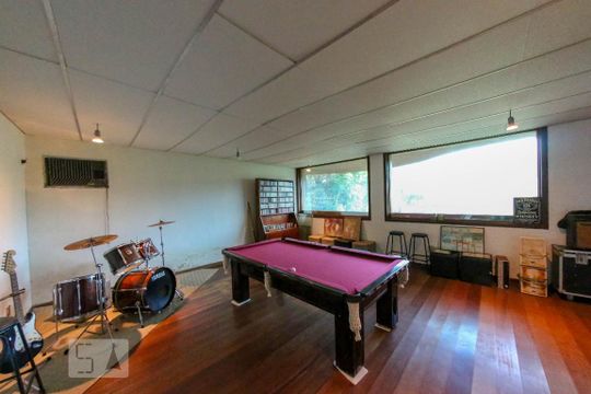 Sala de casa de condomínio à venda com 4 quartos, 520m² em Vila D’el Rey, Nova Lima