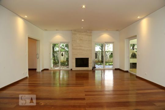 Sala de casa de condomínio para alugar com 4 quartos, 670m² em Super Quadra Morumbi, São Paulo