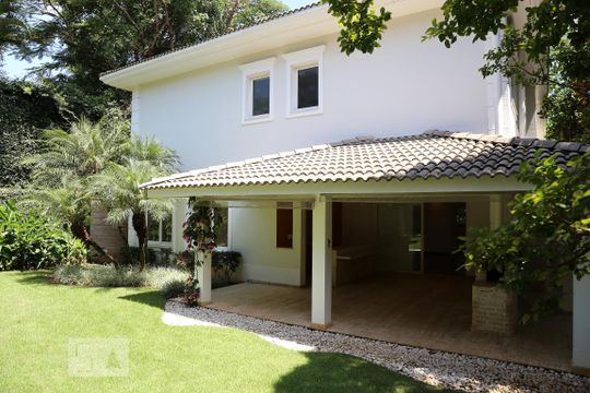 Quintal de casa de condomínio para alugar com 4 quartos, 670m² em Super Quadra Morumbi, São Paulo