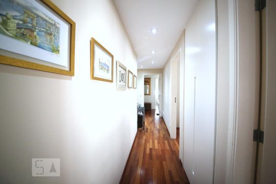 Correrdor  de apartamento à venda com 4 quartos, 253m² em Campo Belo, São Paulo