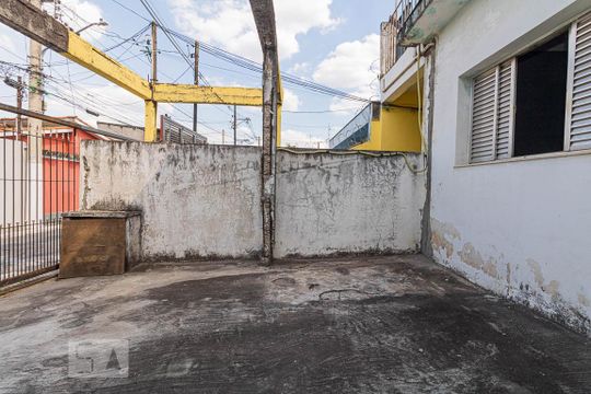 Garagem de casa à venda com 3 quartos, 198m² em Vila Nova Carolina, São Paulo