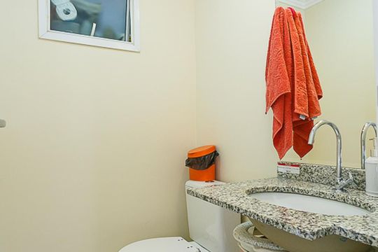 Lavabo de apartamento à venda com 3 quartos, 70m² em Vila Suzana, São Paulo