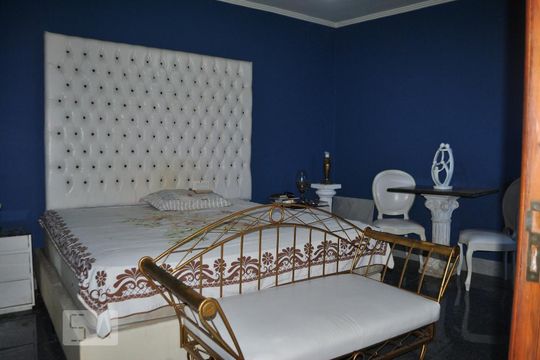 Quarto 1 de casa à venda com 3 quartos, 300m² em Bosque da Saúde, São Paulo