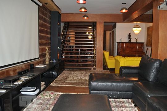 Casa à venda com 3 quartos, 300m² em Bosque da Saúde, São Paulo