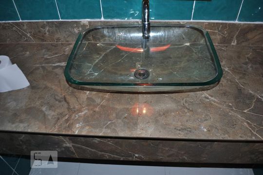 Lavabo de casa à venda com 3 quartos, 300m² em Bosque da Saúde, São Paulo