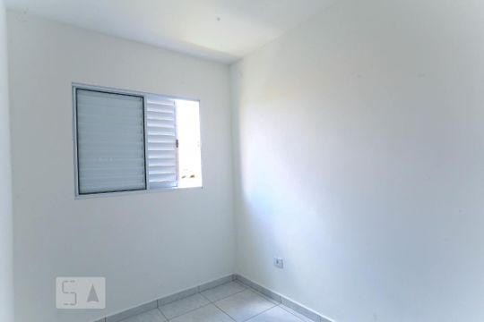 Quarto 1 de apartamento para alugar com 2 quartos, 46m² em Itaquera, São Paulo