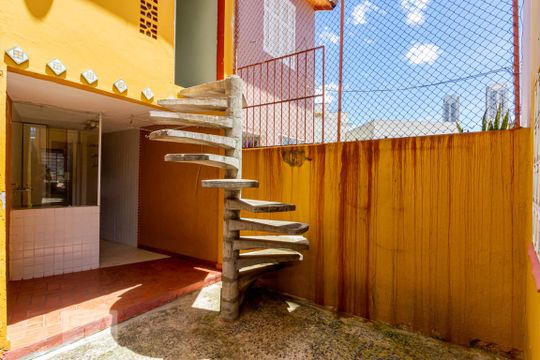 Quintal de casa para alugar com 4 quartos, 180m² em Vila Monumento, São Paulo