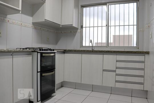 Cozinha de apartamento para alugar com 3 quartos, 108m² em Setor Oeste, Goiânia