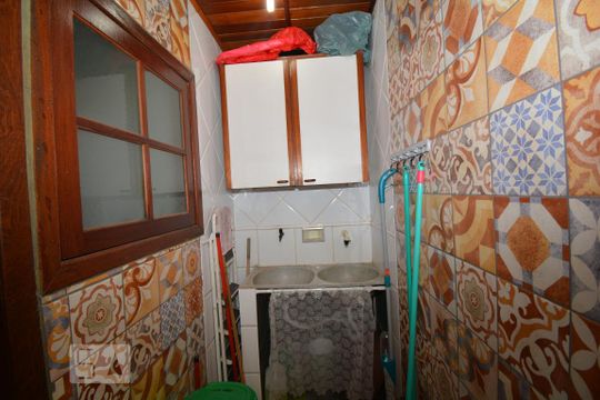 Área de Serviço de casa para alugar com 3 quartos, 196m² em Vila Valqueire, Rio de Janeiro